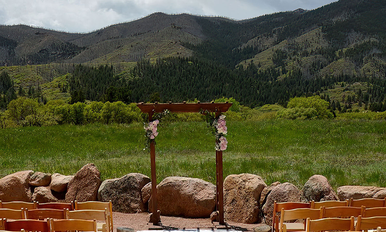 outside ceremony site2